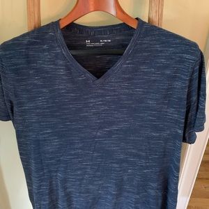 Under Armor fitted T
